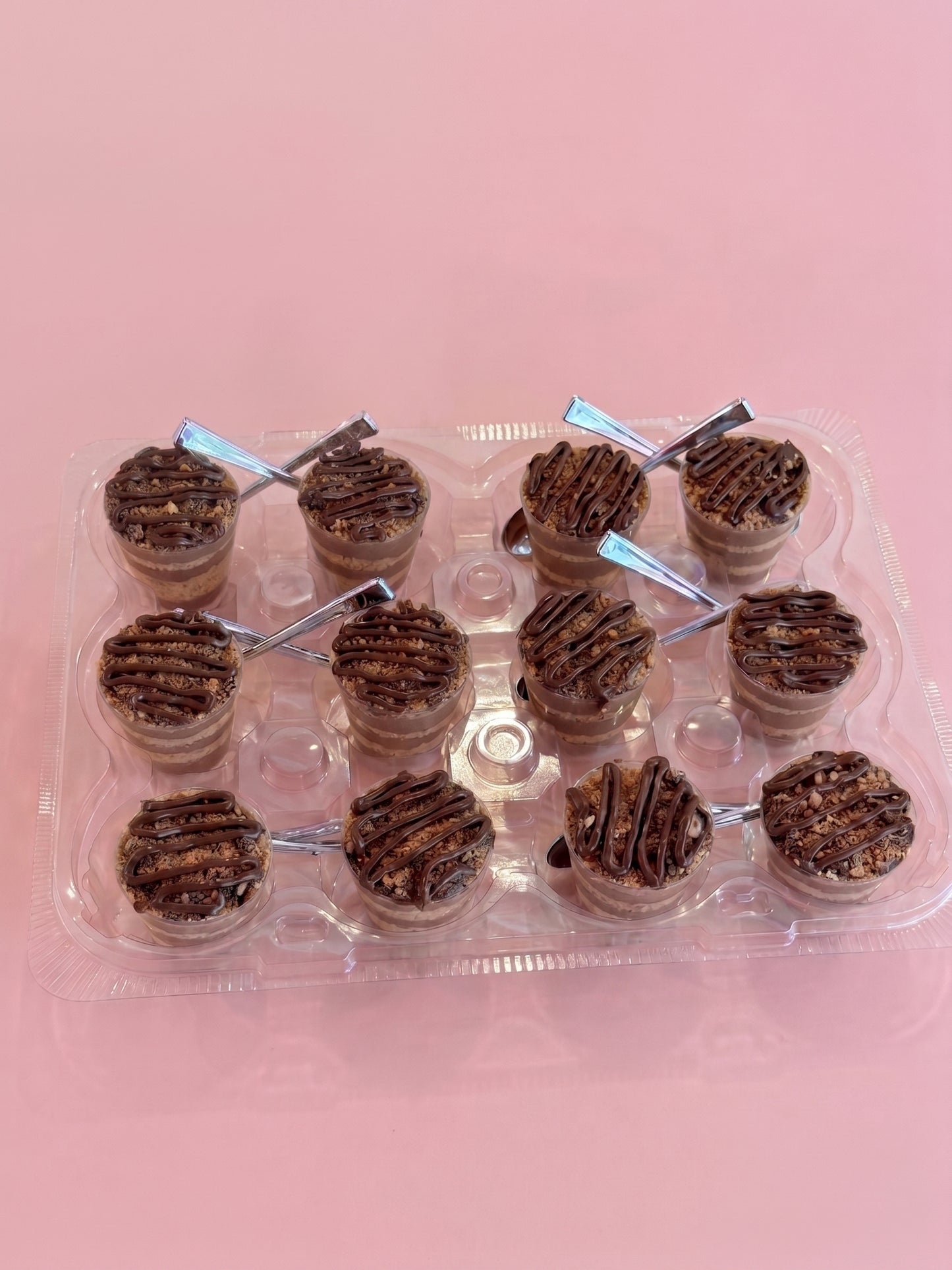 Docena de Shots de Marquesa de Choco-Nutella (12 pcs) | Mini Dulces Miami