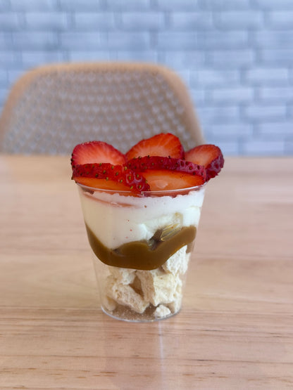 DULCE DE LECHE PAVLOVA SHOT DOZEN