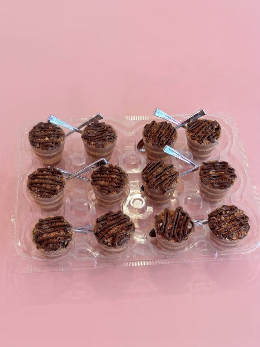 Docena de Shots de Marquesa de Choco-Nutella (12 pcs) | Mini Dulces Miami artesanal en Miami - Boni Bakery