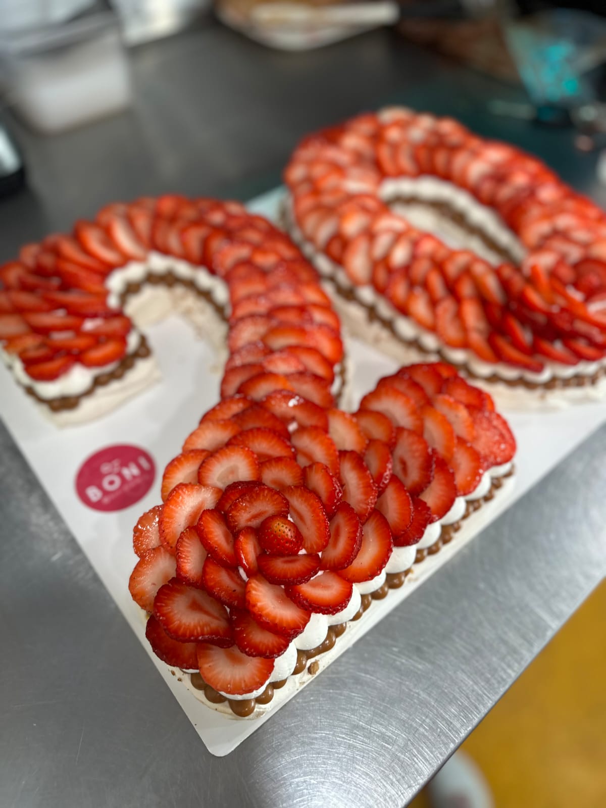 La Mejor Pavlova de Letras y Números en Miami | Boni Bakery artesanal en Miami - Boni Bakery