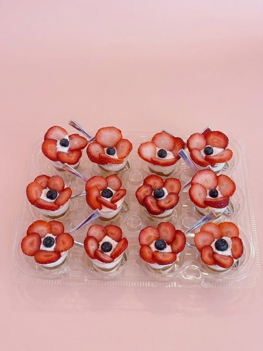 Los Mejores Mini Dulces de Miami | Docena Shots de Pavlova | Boni Bakery artesanal en Miami - Boni Bakery