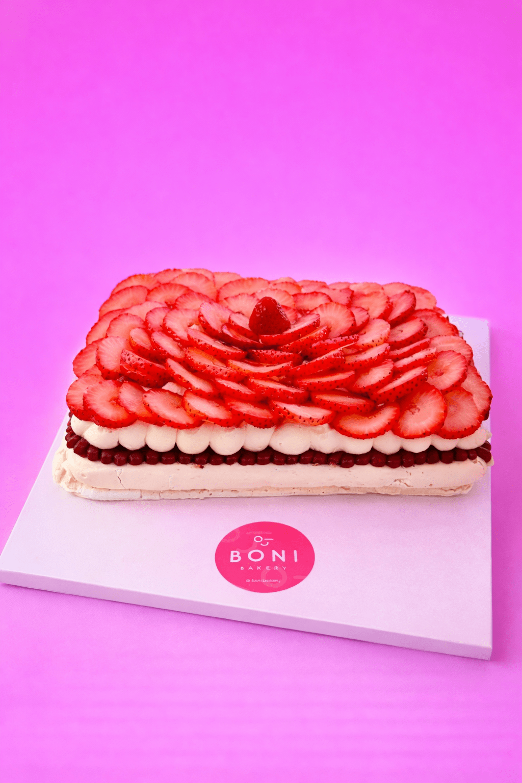 Pavlova de Nutella con Fresas | La Mejor Pavlova de Miami | Boni Bakery artesanal en Miami - Boni Bakery