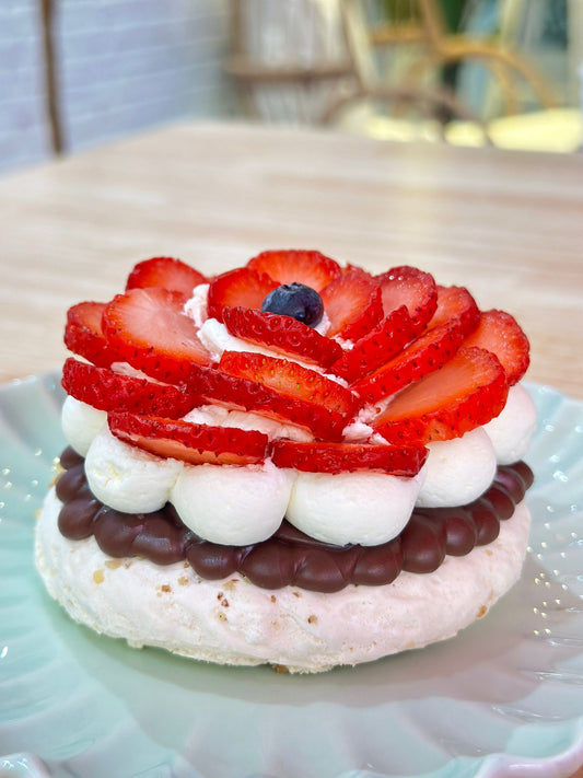 STRAWBERRIES WITH NUTELLA artesanal en Miami - Boni Bakery